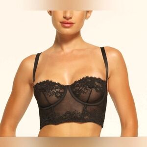 NWT SKIMS UNLINED LACE BLACONETTE CORSET  TOP